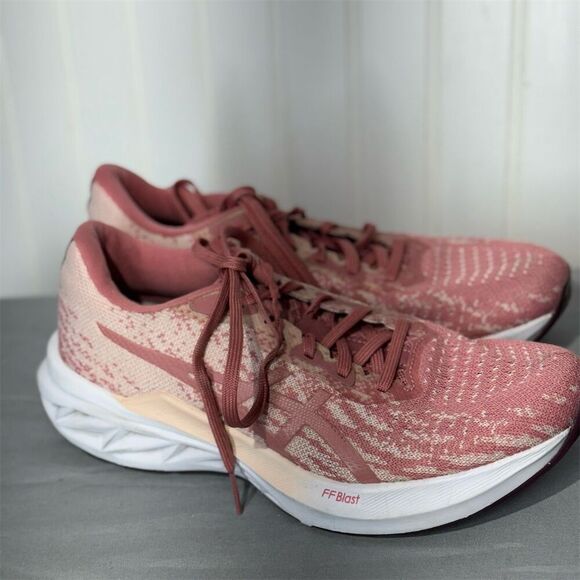 Asics Dynablast 2 FF Blast 7.5 Pink Knit Running Shoes Lightweight Activewear - Picture 3 of 7